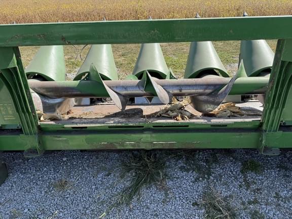Image of John Deere 608C equipment image 4