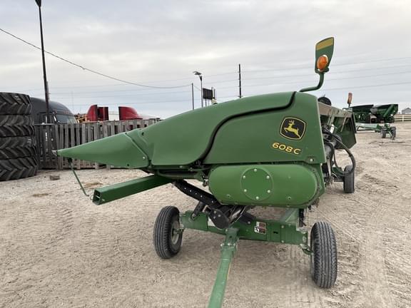 Image of John Deere 608C equipment image 4