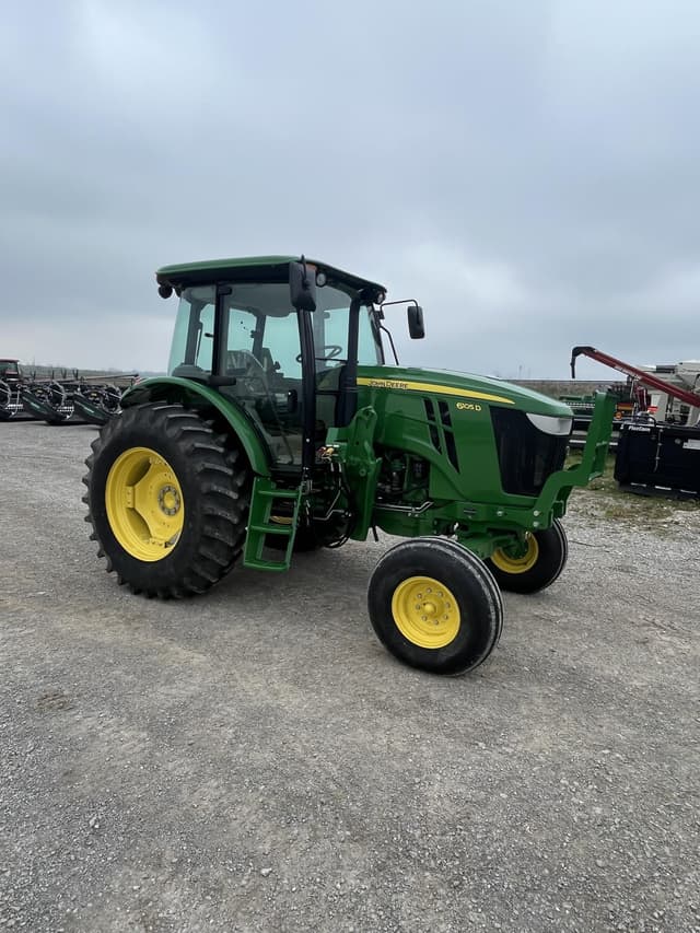 Image of John Deere 6105D equipment image 2