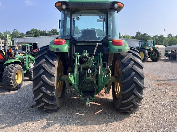 Image of John Deere 6105E equipment image 2