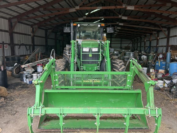 2016 John Deere 6105E Equipment Image0
