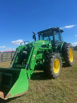 Main image John Deere 6120E