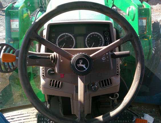 Image of John Deere 6120M equipment image 4