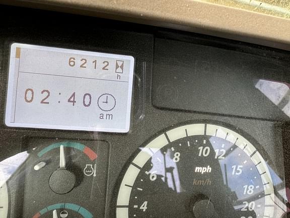 Image of John Deere 6125M equipment image 4