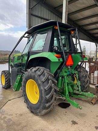 Image of John Deere 6125M equipment image 1