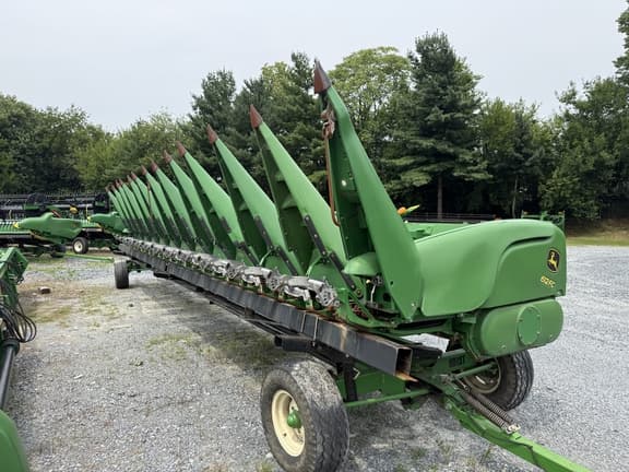 Image of John Deere 612FC Primary image