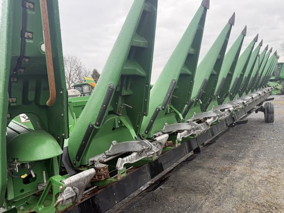 Image of John Deere 612FC equipment image 3