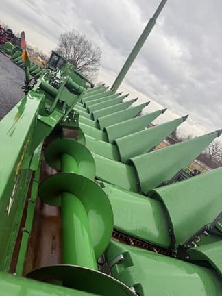 Image of John Deere 612FC equipment image 2