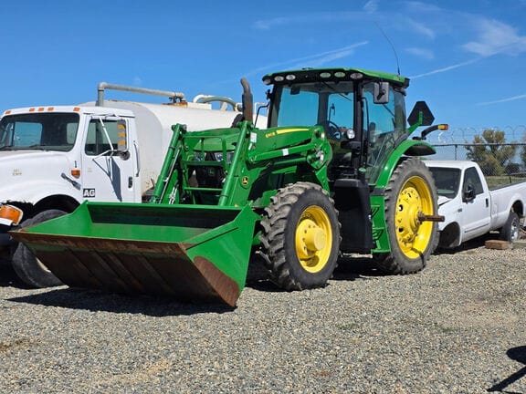 2016 John Deere 6155R Equipment Image0