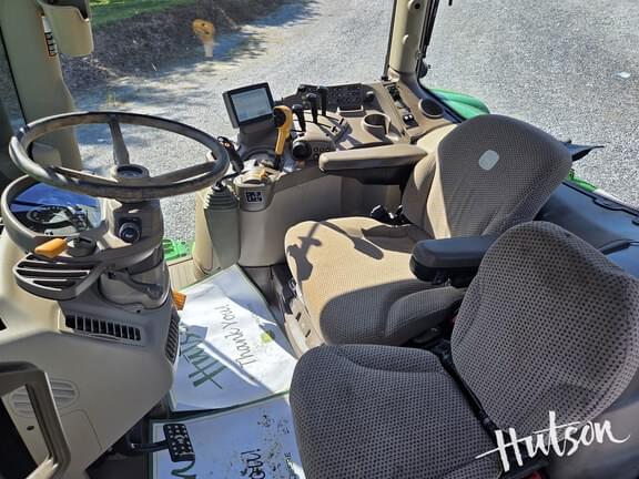 Image of John Deere 6175R equipment image 4