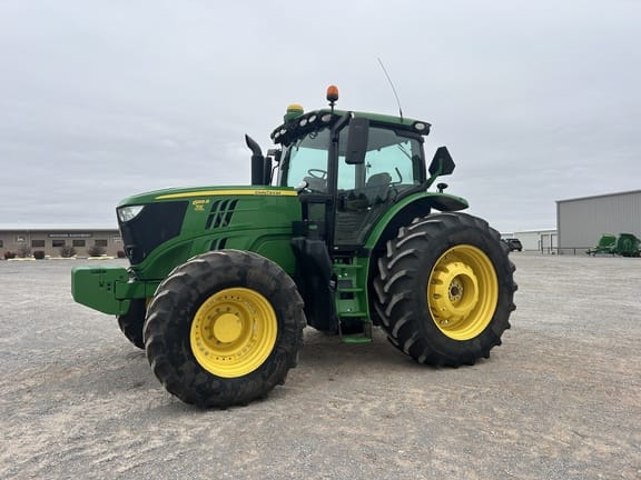 2016 John Deere 6195R Equipment Image0