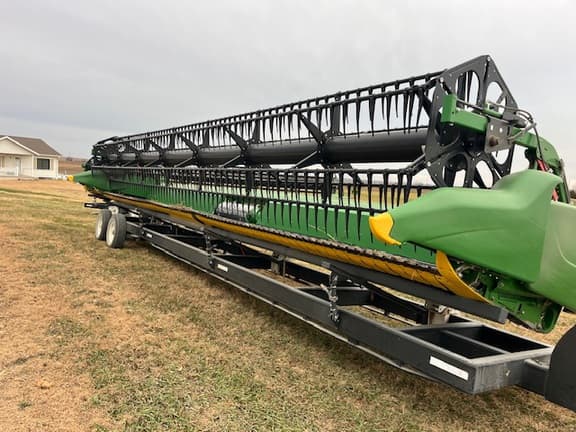 Image of John Deere 635FD equipment image 2