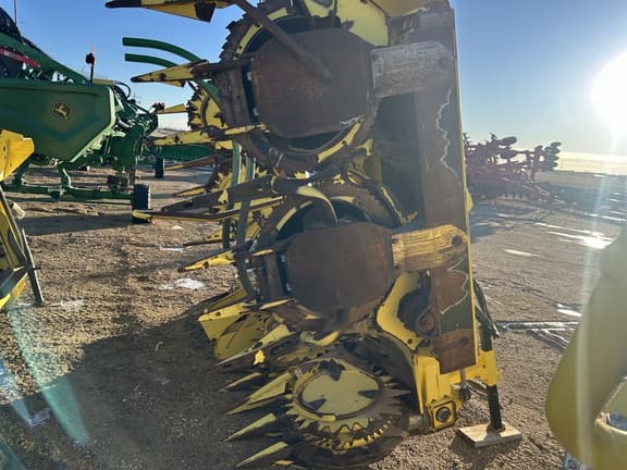 Image of John Deere 698 equipment image 2