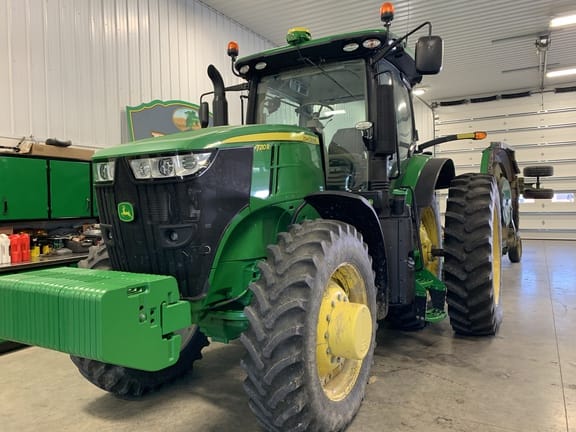 175 - 299 HP Tractors image