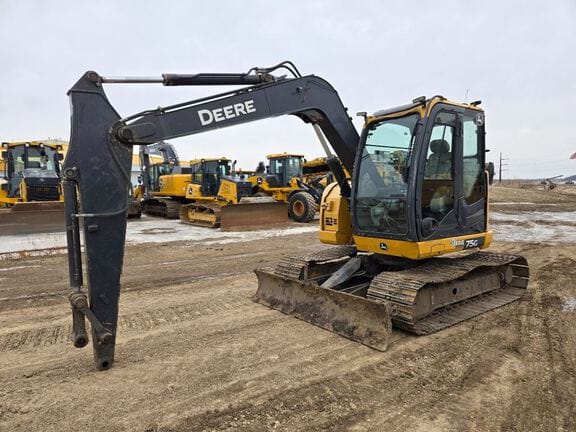 2016 John Deere 75G Equipment Image0