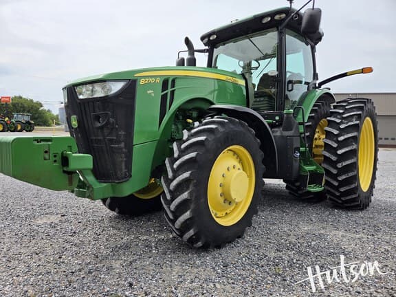 Image of John Deere 8270R equipment image 2