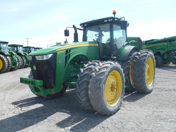 Image of John Deere 8270R Primary image