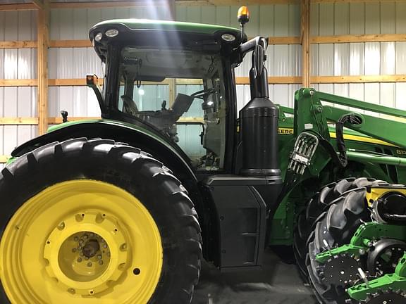 Image of John Deere 8320R Primary image