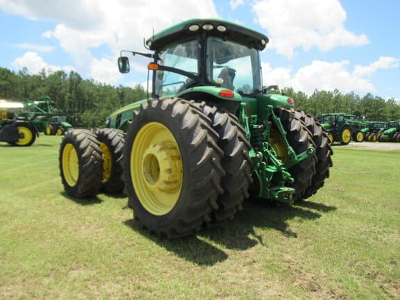 Image of John Deere 8370R Primary image
