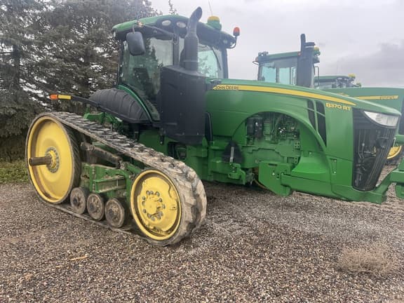 Image of John Deere 8370RT equipment image 2