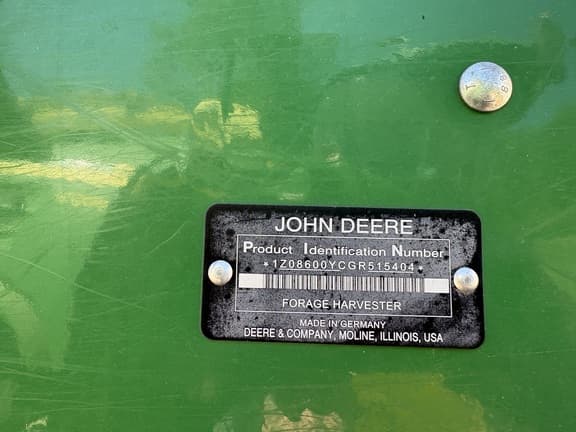 Image of John Deere 8600 equipment image 2