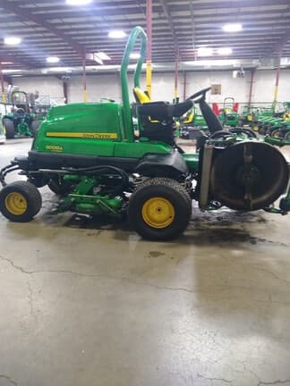 Image of John Deere 9009A equipment image 3