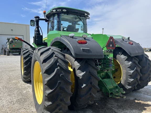 Image of John Deere 9370R equipment image 3