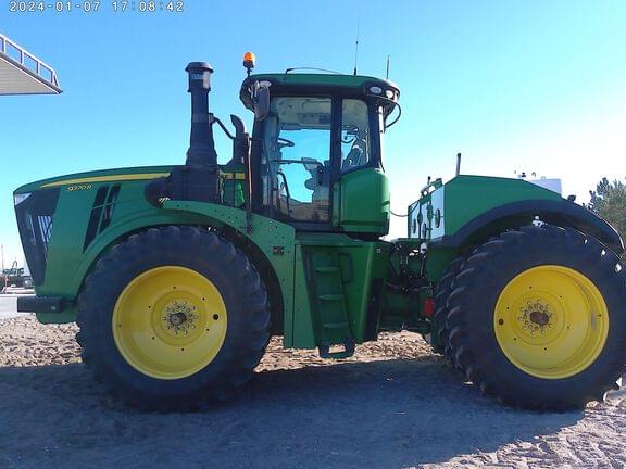 Image of John Deere 9370R equipment image 1