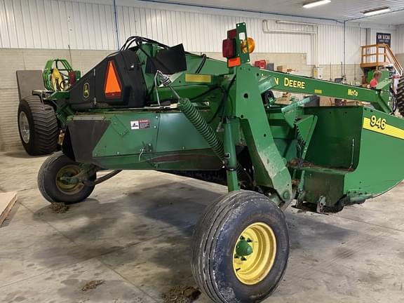 Image of John Deere 946 equipment image 1