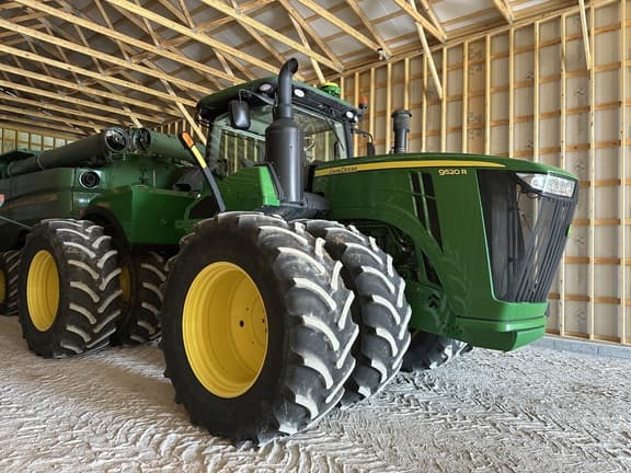 Image of John Deere 9520R Primary image