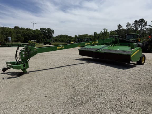 Image of John Deere 956 equipment image 1