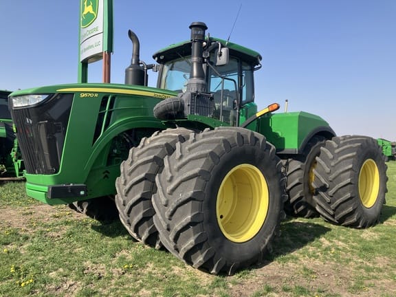 2016 John Deere 9570R Equipment Image0