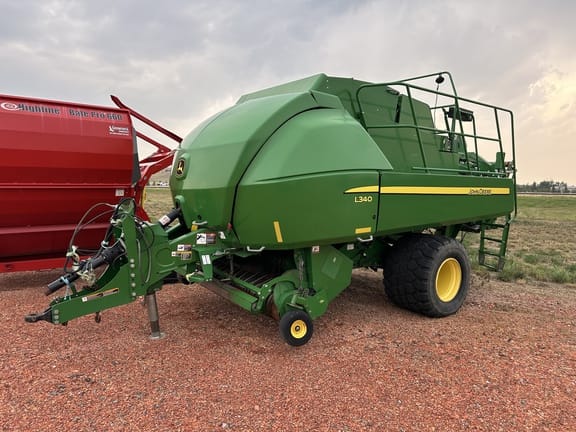 2016 John Deere L340 Equipment Image0