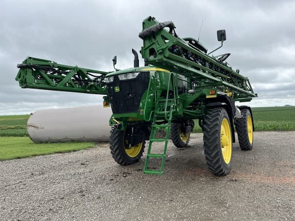 Image of John Deere R4038 equipment image 3