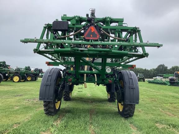 Image of John Deere R4045 equipment image 4