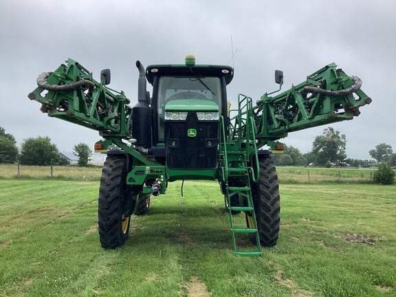 Image of John Deere R4045 equipment image 1