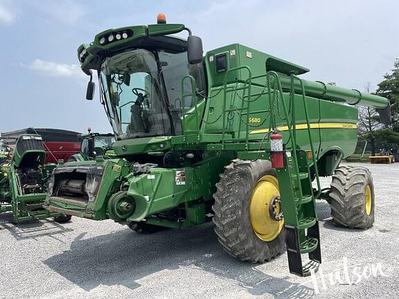 Image of John Deere S680 equipment image 1