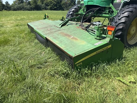 Image of John Deere W235 equipment image 2