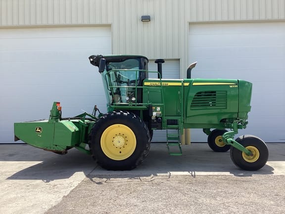 2016 John Deere W235 Equipment Image0