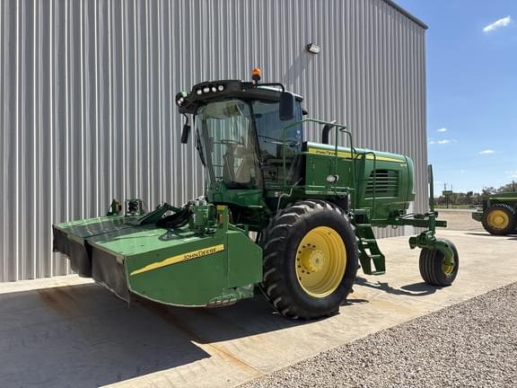 Image of John Deere W235 equipment image 1
