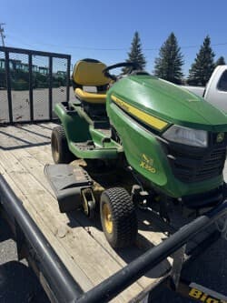 Image of John Deere X350 equipment image 1