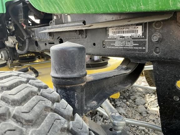 Image of John Deere X354 equipment image 1