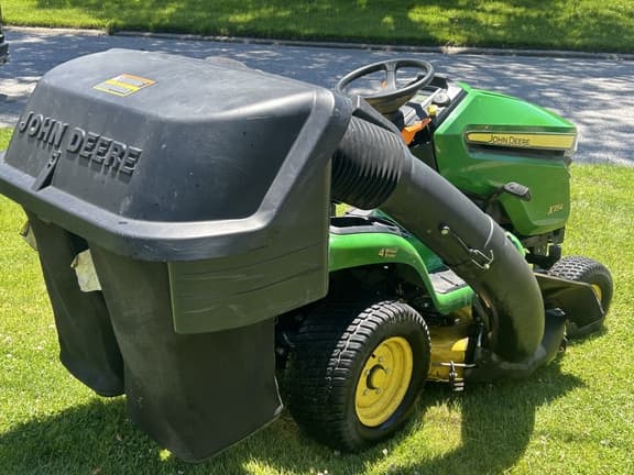 Image of John Deere X354 equipment image 1