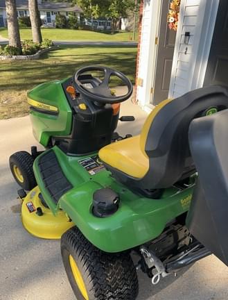 Image of John Deere X370 equipment image 2