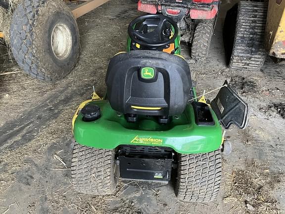 Image of John Deere X380 equipment image 4
