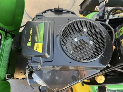 Image of John Deere X380 equipment image 4