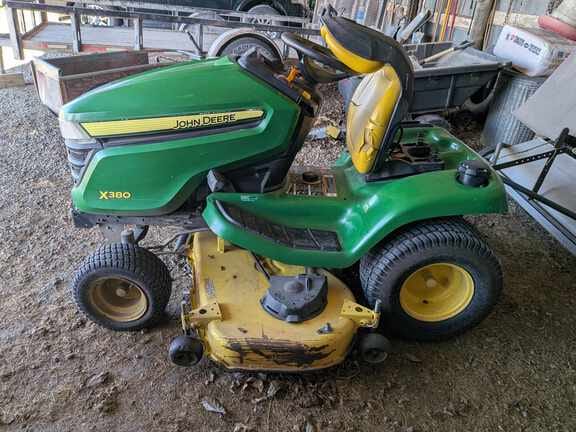 2016 John Deere X380 Equipment Image0