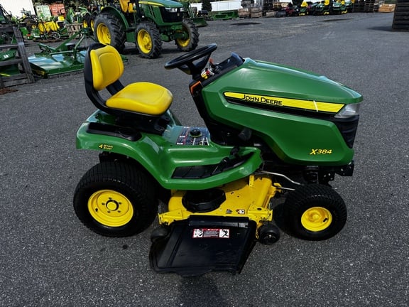 Main image John Deere X384