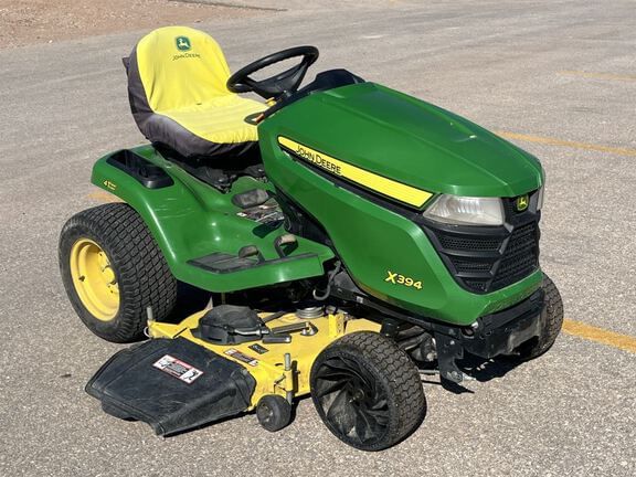 2016 John Deere X394 Equipment Image0