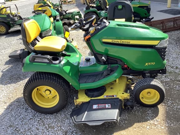 Image of John Deere X570 equipment image 2